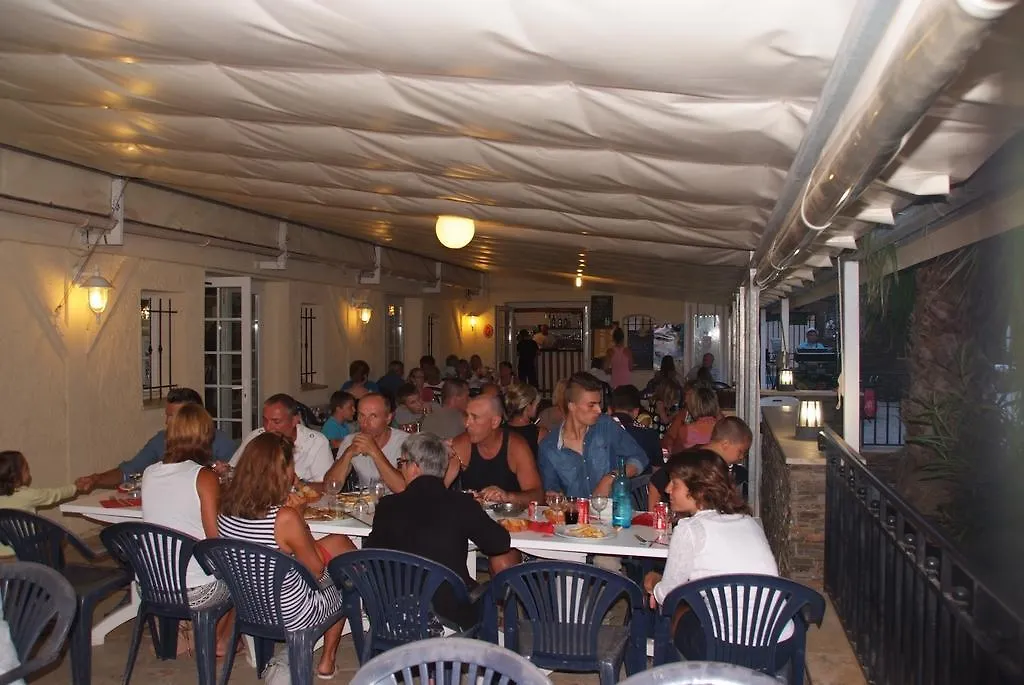 Camping La Brulade Hotel La Londe-les-Maures Campsite