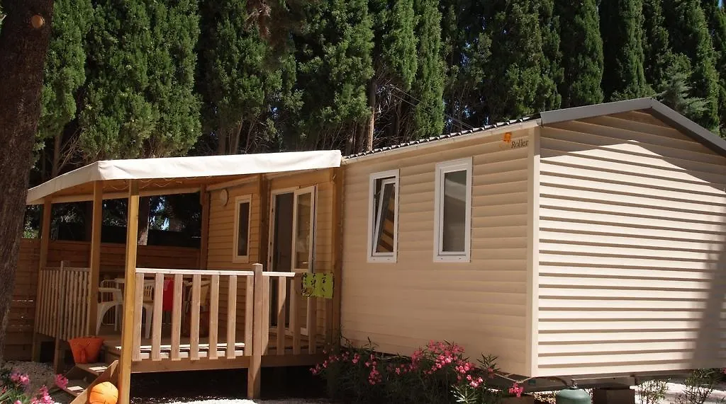 Camping La Brulade Hotel La Londe-les-Maures Campsite