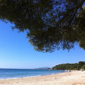  Villa De Au Calme Proche De La